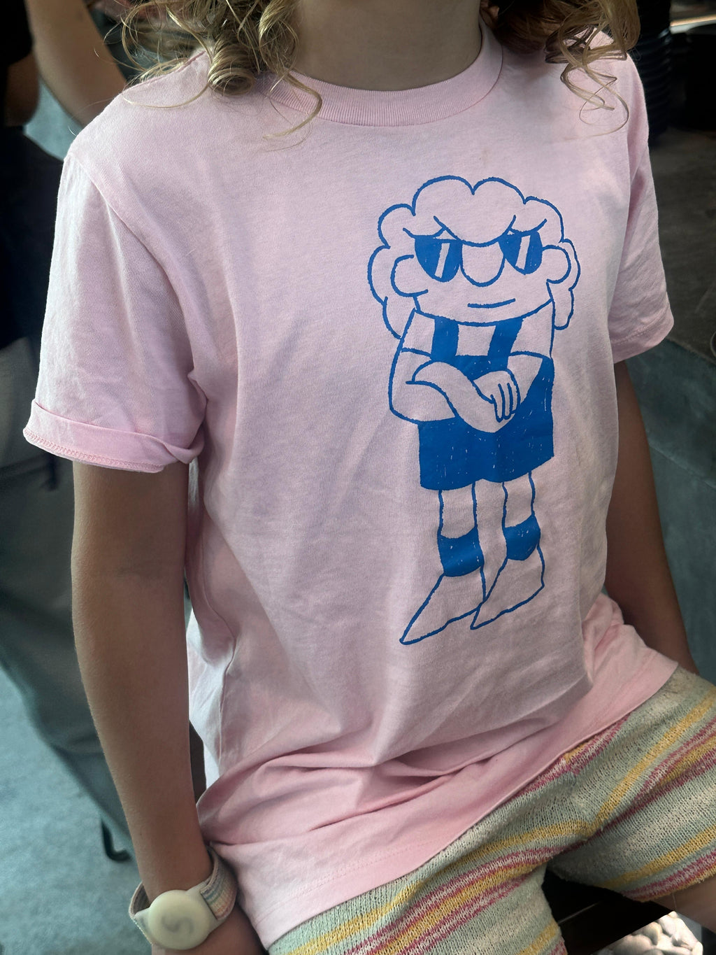 the kids tee